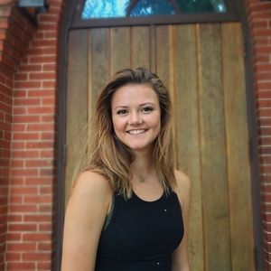 Meet your Posher, Caroline